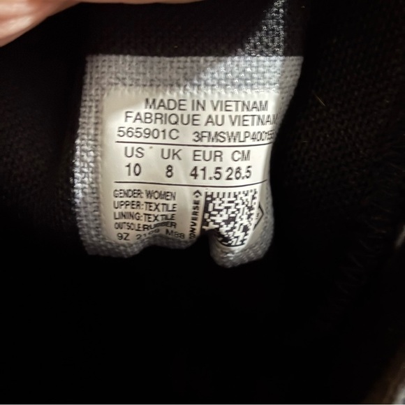 Converse Chuck Taylor All Star Lugged High Women’s Size 10 Black White Platform - Picture 10 of 10